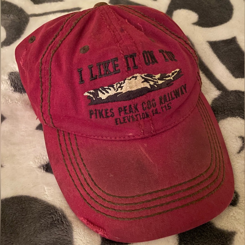 DAD HAT 🧢